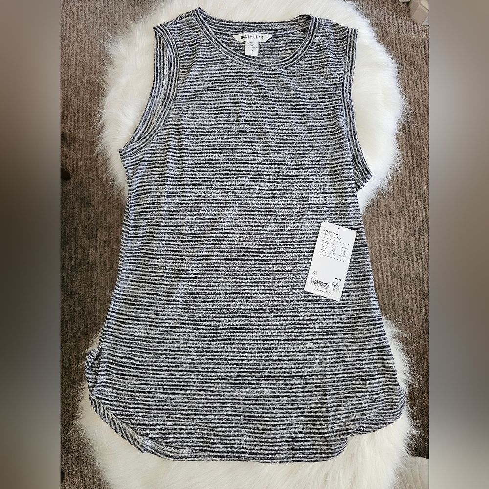 Athleta Black and White Fitted Sleeveless Muscle Tee